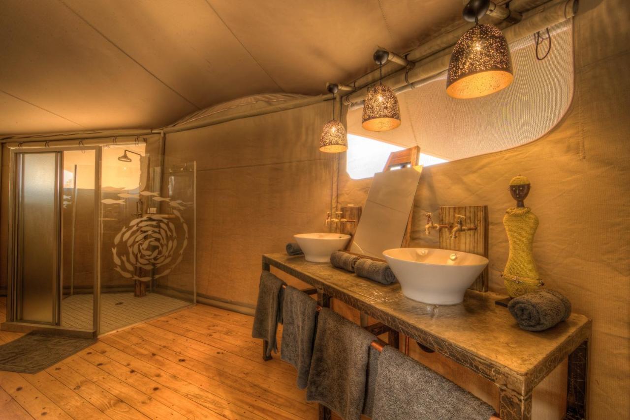 Вилла Tlouwana Camp Касане Экстерьер фото